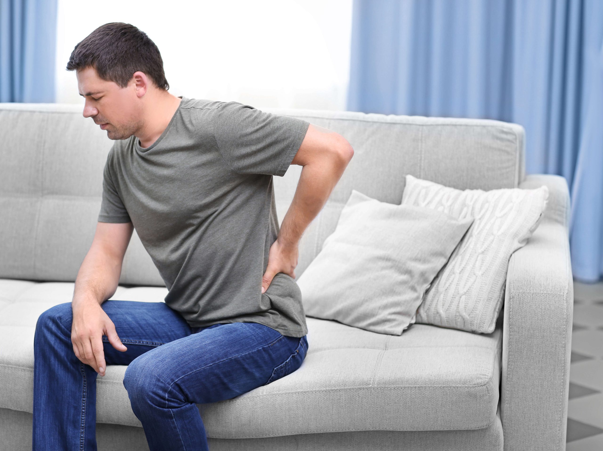 What does a slipped disc feel like?
