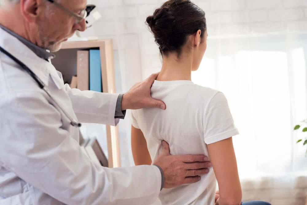 How long can it take for herniated discs to heal without surgery?